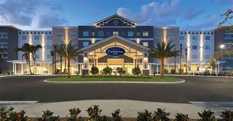 About Carlisle Inn Sarasota. Located in Sarasota, 2.4 mi from Sarasota, Carlisle Inn Sarasota has rooms with free WiFi access. Among the various facilities are an outdoor swimming pool, a fitness center, as well as a shared lounge. The accommodations offers a 24-hour front desk and an ATM for guests. 